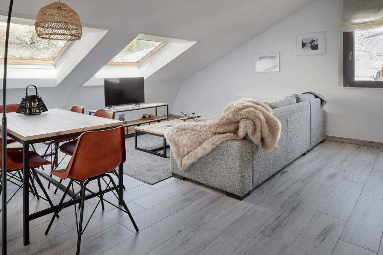 Irissa By Feelfree Rentals Naut Aran Esterno foto